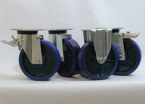 Wheel with solid tire ZETA SOFT + P60 seriescast ironsmoothball