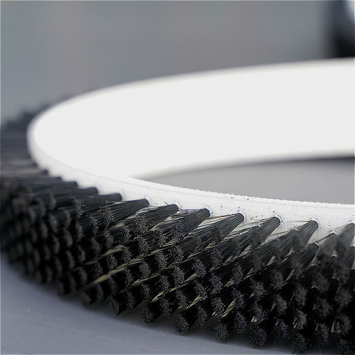 Ленточная щетка для наведенияплоскоременная