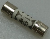 2110-0709- Устарело. Никаких рекомендаций по замене. Предохранитель, 5 А, 250 В