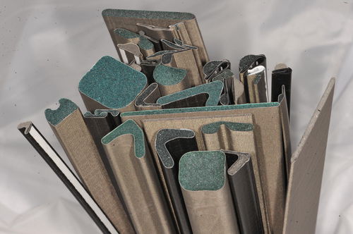 Проводящая ткань поверх пенопластовой прокладки, плоская никелированная медь