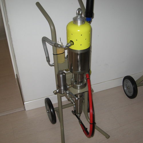 Краскораспылитель ВИАЛ М-03-32пневматический безвоздушныйнержавеющая сталь