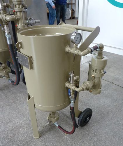 Ручной пескоструйный аппарат ВИАЛ-50давлениемобильный