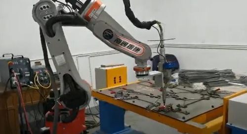 Аппарат для лазерной сварки HY-C1000WTIGroboticprecision