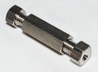 325-961-ДАН- Устарел. Никаких рекомендаций по замене. Муфта с нулевым мертвым объемом, требуется M5, 2 шт., для 7694A, 7694E и G1888A