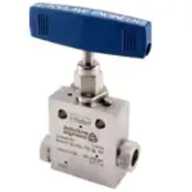 Игольчатый клапан серии SMручнаяпневматическая регулировка