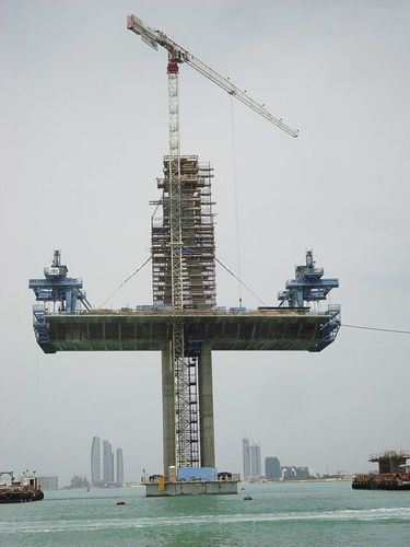 Fixed crane CLD 220derrickfor constructionfor offshore applications