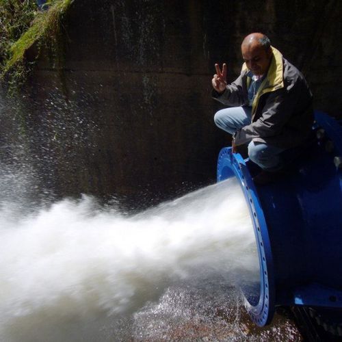 Плунжерный клапан с ручным регулированием расхода воды