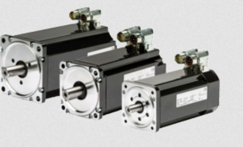 Motion controller motor drive low-voltage