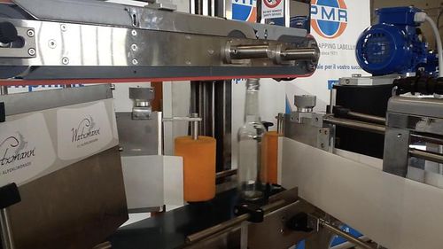 Автоматическая этикетировочная машина M3015FBдля бутылокдля пищевой промышленности и производства напитков2-этикетка