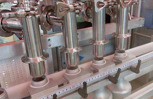 Автоматический наполнитель-укупорщик-этикетировщик RTE4Uдля шоколадных изделийсоусов для сливок