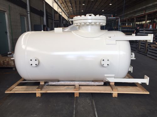 Metal pressure vessel