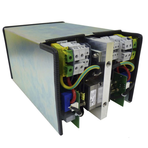 Промышленный преобразователь переменного/постоянного тока EFS 8215компактный, трехфазный