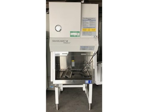 Вытяжной шкаф Baker SG 303