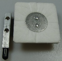 G2630-80560- Oven exhaust flapper assembly, used with series 6850 gas chromatography systems, models 6850A and 6850B