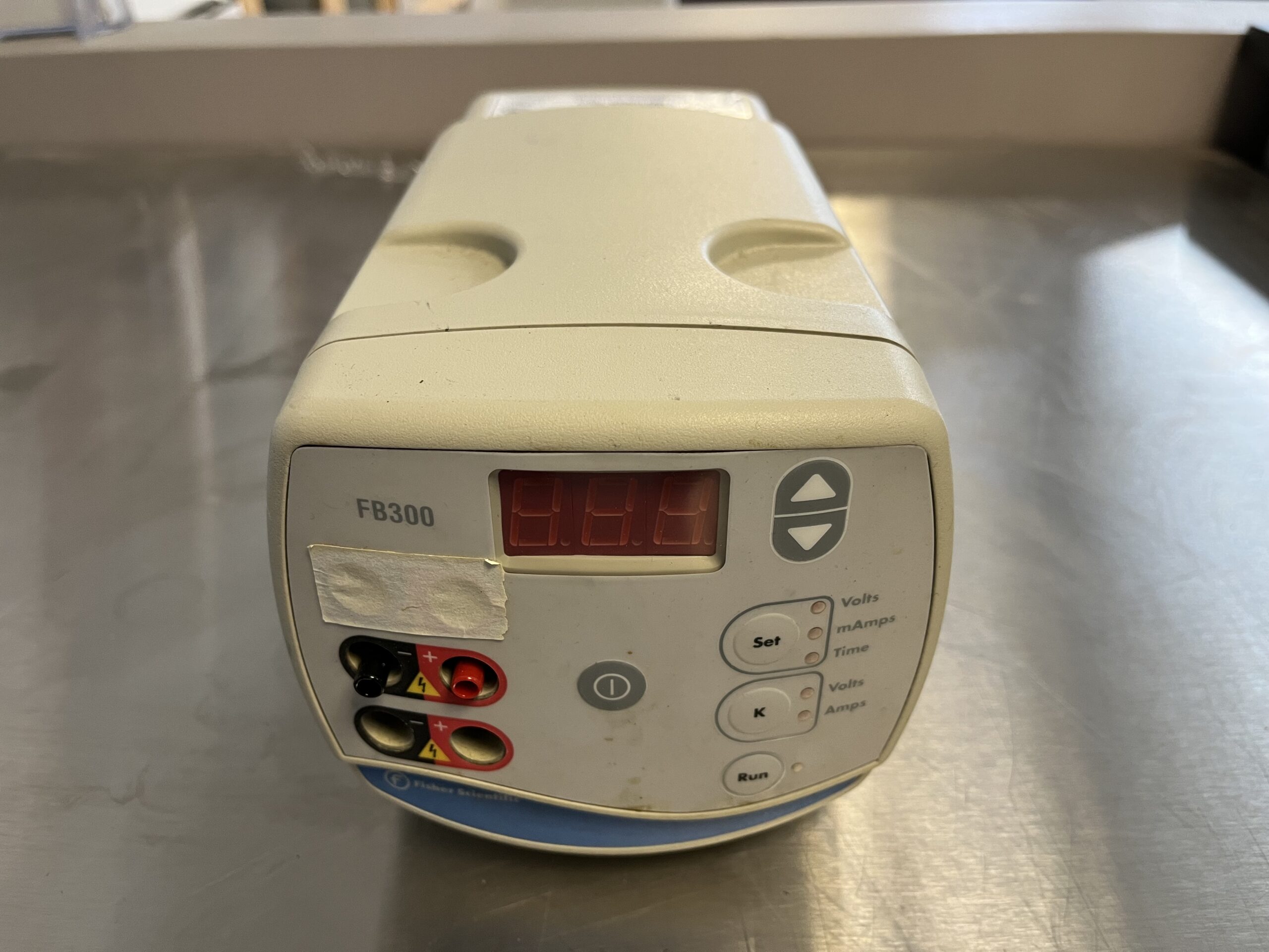 Fisher Scientific FB300 Electrophoresis Power Supply — изображение 2