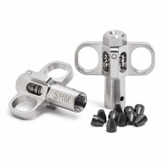 8001-0017- Комплект самозатягивающихся гаек колонки Agilent для Shimadzu. Включает гайку для входа SPL, гайку для стандартного подключения детектора, графитовые/полиимидные наконечники 0,5 мм (10 шт. в упаковке) для колонок 320 мкм.