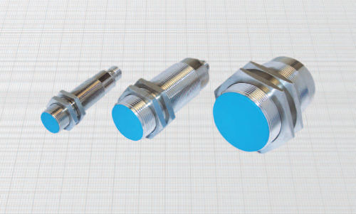 Индуктивный датчик приближения серии ДСА18-45...КСцилиндрический с усиленным выходом