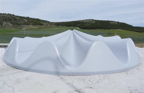 Крышка бака из полиэстера, армированного стекловолокном