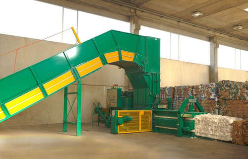 Горизонтальный пакетировочный пресс Mac 102 с каналом верхней загрузки для бумаги