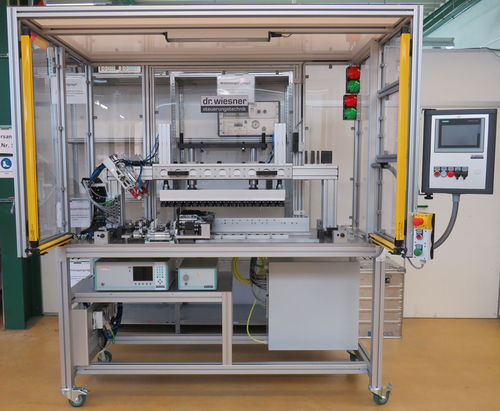 Стенд для проверки герметичности с управлением от ПЛК для мультипликатора перепада давления