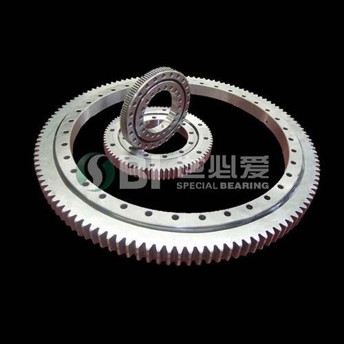Поворотный подшипник с внутренними зубьями серии SLIR20шарикроликовый скрещенный ролик