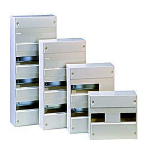 Модульный электрический корпус из пластикадля распределения электроэнергии низкого напряженияIP30