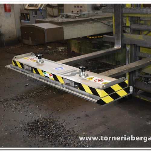 Магнитная подметальная машина SC130M