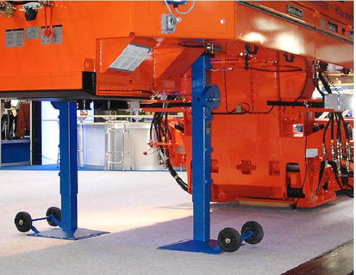 Домкрат реечный Кузовной домкрат 1224механическийКузов автомобилясталь