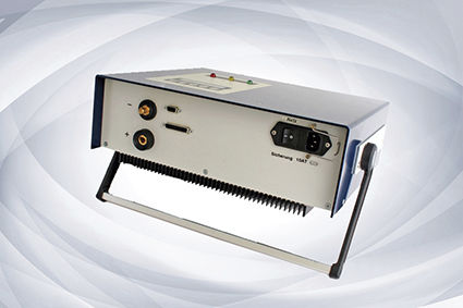 Настольное зарядное устройство серии BLG Leadавтоматическоес коррекцией коэффициента мощности (PFC)