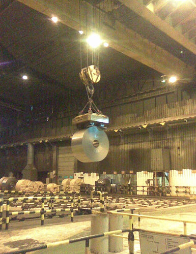 Электроподъемный магнит со стальной катушкой с электрическим переключением