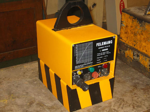 Магнитный подъемник