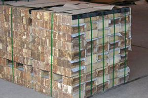 Полиэтиленовая защита кромок