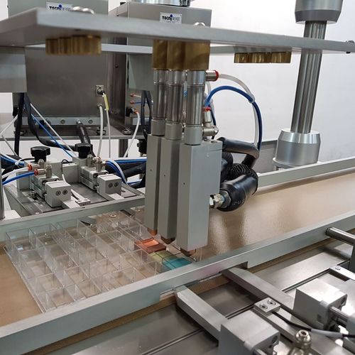 Машина для производства косметических скрабов непрерывного действия