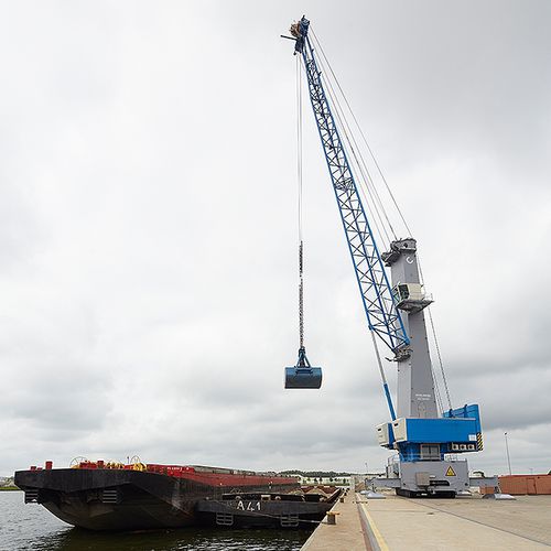Мобильный кран серии ESPboomharborlifting