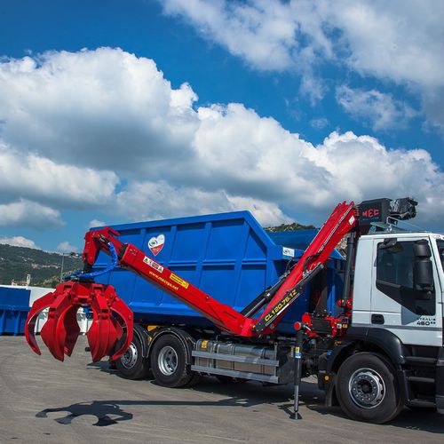 Hydraulic crane Z Seriestruck-mountedtelescopicarticulated