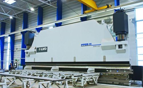 Гидравлический листогибочный пресс серии PPEB-HCNClargetandem