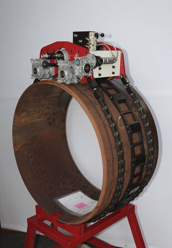 Роторно-режущий станок TAFдля снятия фасок по металлупневматический