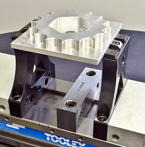 Губка тисков для заготовки