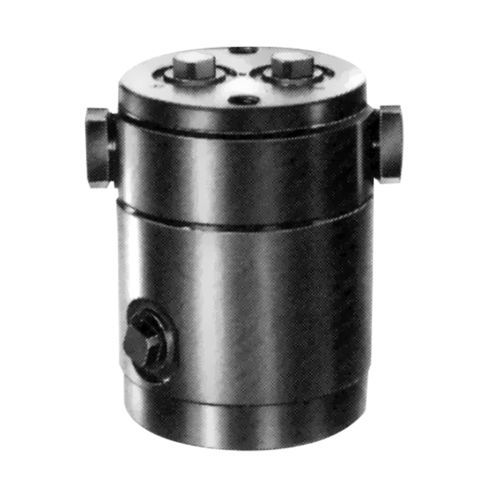 Штуцер масляный поворотный F9.280-22-проходной гидравлический