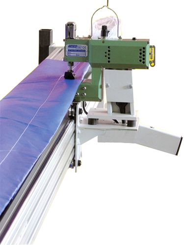 Машина цепного стежка 128-01фиксированная на ткани