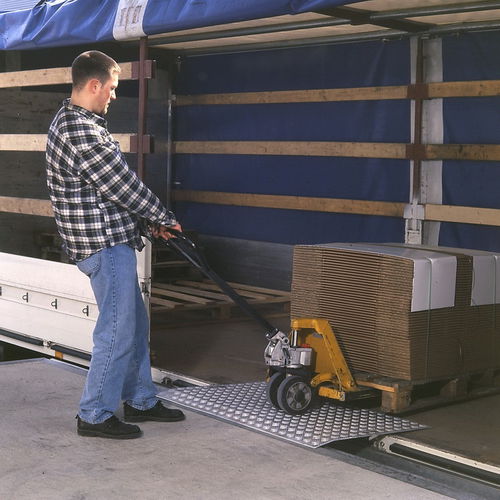 Погрузочная рампа AWBмобильнаяалюминий