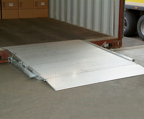 Погрузочная рампа HF мобильнаяалюминийрезина