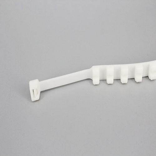 Нейлоновая кабельная стяжка XGS-10*900CTМногоразового использования, термо/морозостойкая, с зубчатыми краями