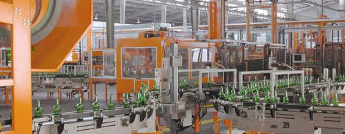 Полностью автоматическая комплексная упаковочная линия для стеклянных бутылок и стеклянной тары для бутылок.