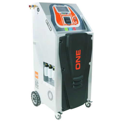 Air conditioning system gas evacuating and refilling device BREEZE TOUCH ONEmobileagriculturefor automotive applications