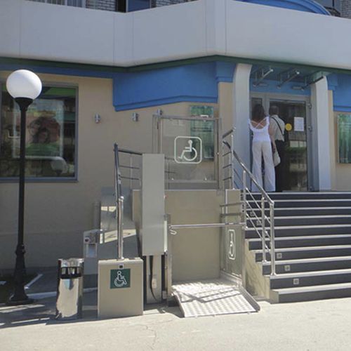 Лифт для людей с ограниченными возможностями передвижения d2154