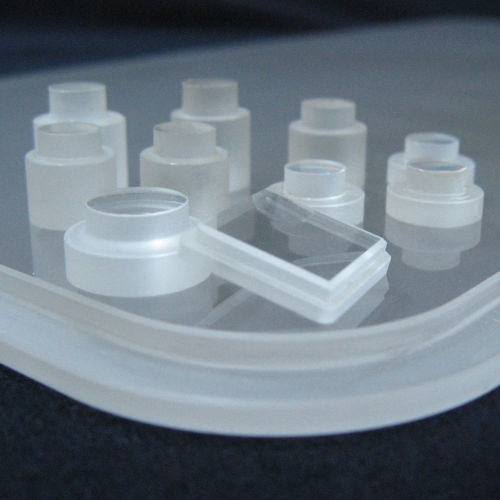 Кварцевое оптическое окно сапфирплоское квадратноекруглое