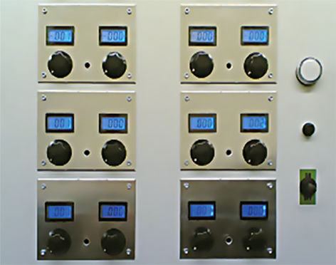 Источник питания переменного/постоянного тока, регулируемый, с несколькими выходами