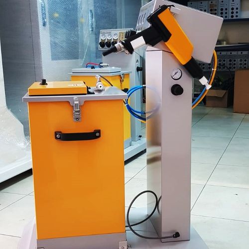 Покрасочная машина с электростатическим пистолетом ВМ_ВОГАс цифровым управлением