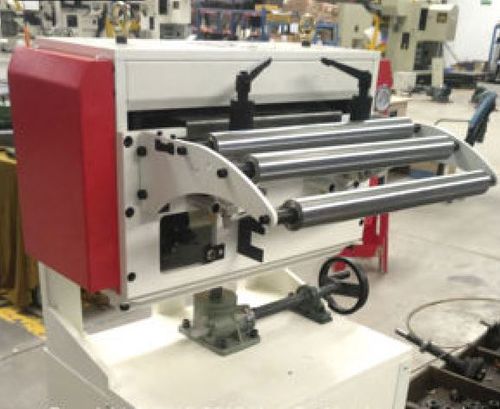 Пневматический питатель RNC-500B с сервоуправлением рулонного листа